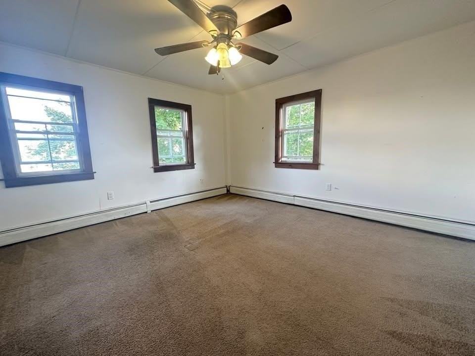 14 Broad St - Photo 2 of 19