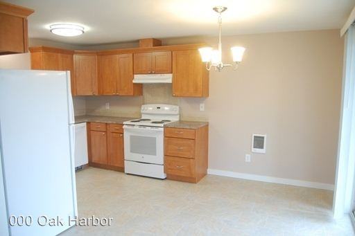 1080 SE City Beach - Photo 2 of 8