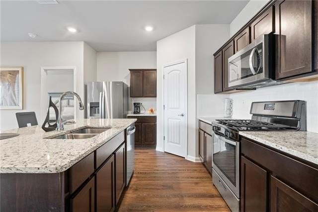 7413 1st Lake Dr - Photo 7 of 18