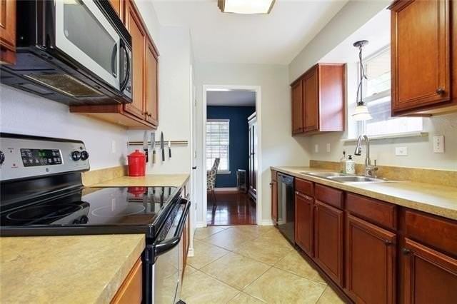 2005 Satsuma St - Photo 7 of 16