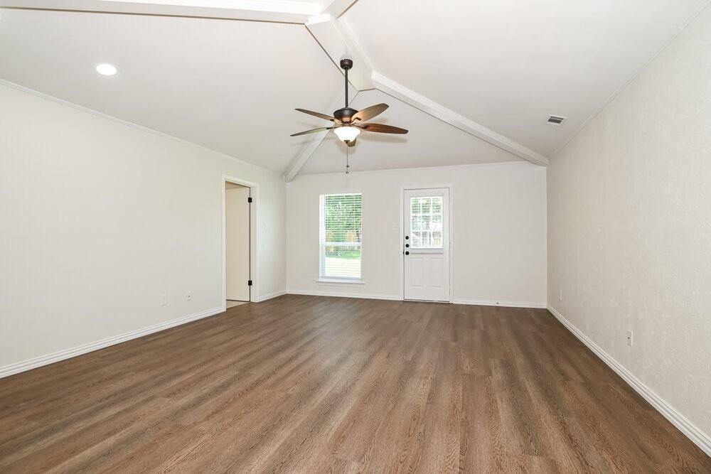 3805 Christine St - Photo 5 of 16