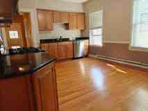 33 Hawthorne St #33 - Photo 1 of 1