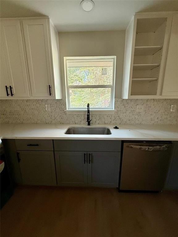 4815 Kelman Street - Photo 6 of 16