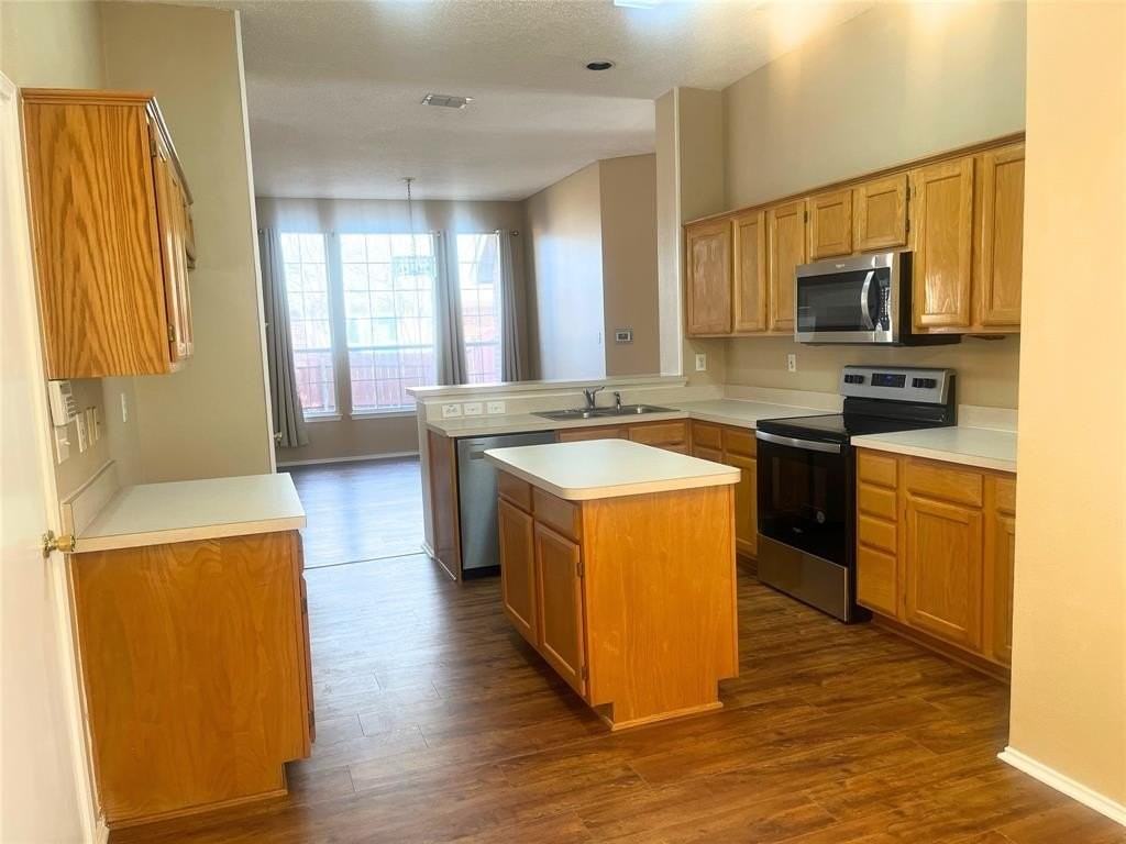 12204 Chattanooga Dr - Photo 6 of 15