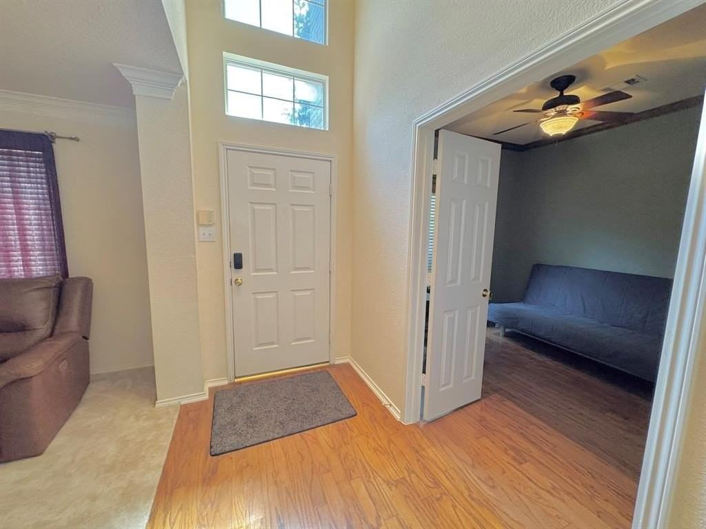 2429 Deer Horn Dr - Photo 2 of 34