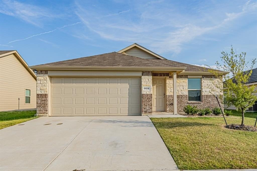 6429 Becker Ave - Photo 2 of 39