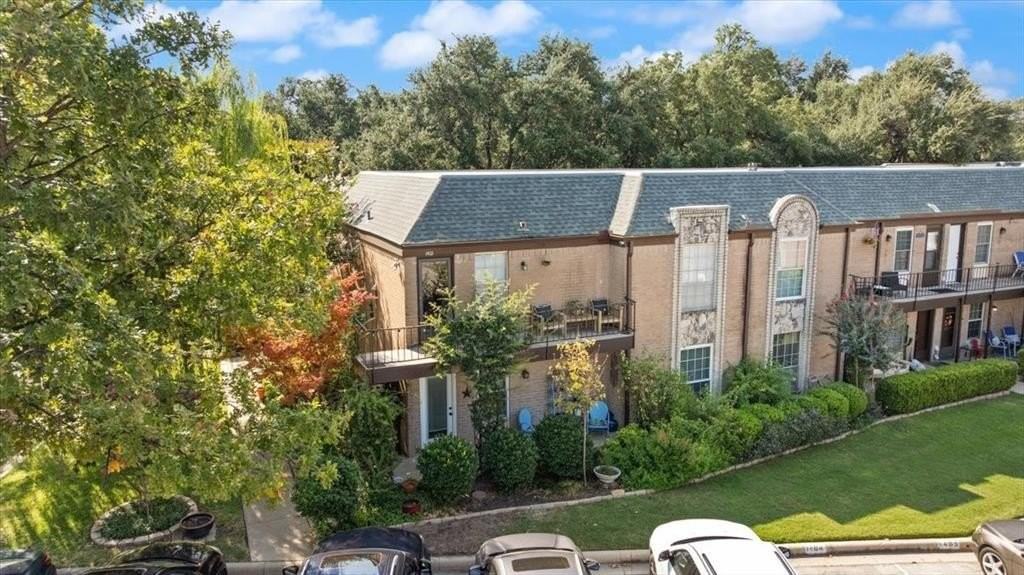 4100 Ridglea Country Club Dr #1401 - Photo 3 of 23