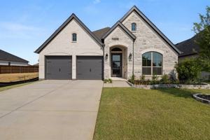 featured image of 721 Running Iron Trail