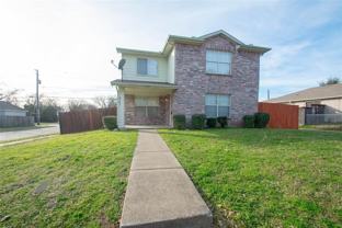 2703 Clayton Oaks Dr - Photo 1 of 1