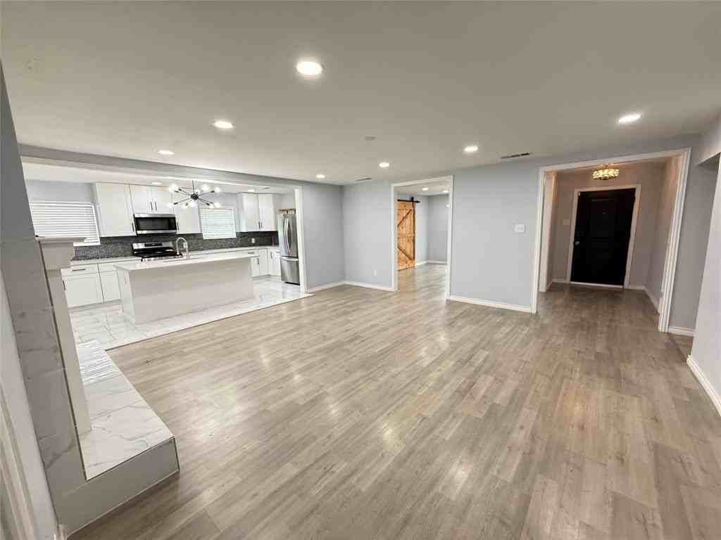 5720 Twineing St - Photo 3 of 18