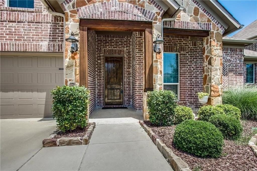 2489 Hammock Lake Dr - Photo 3 of 26