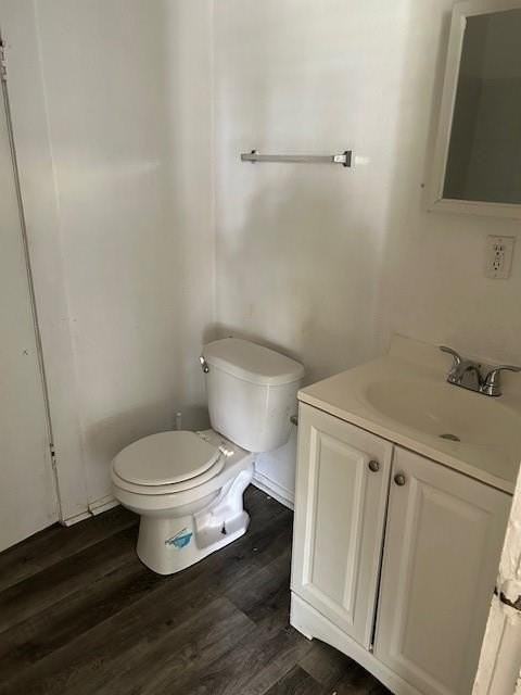 341 12th St Ne - Photo 3 of 11