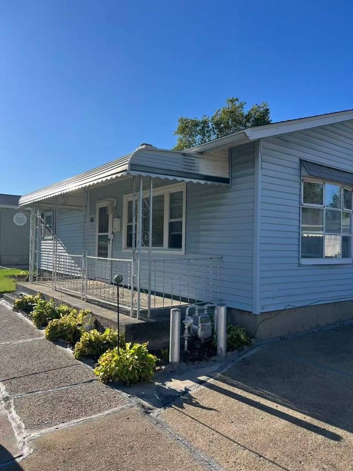 68 Bellhurst Rd - Photo 2 of 7