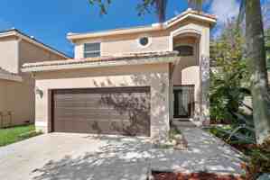 featured image of 5228 Nw 112th Ter