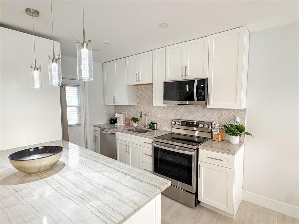 4541 N Ocean Dr #8 - Photo 3 of 49