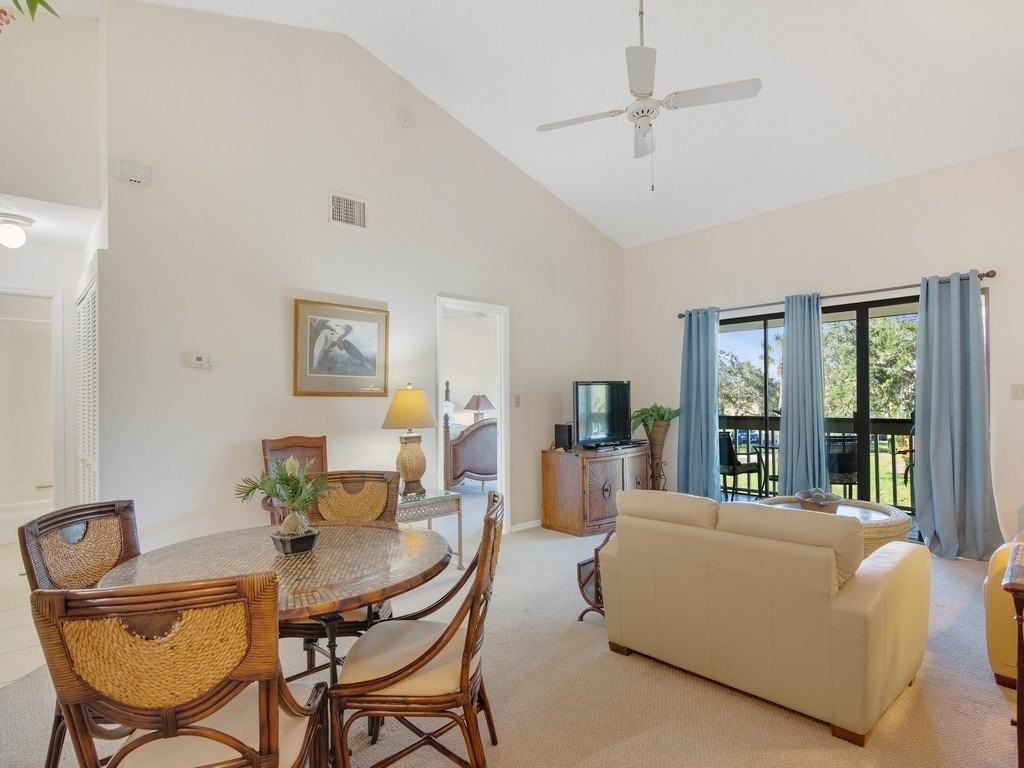 5735 Marina Dr Apt 3 #3 - Photo 5 of 36