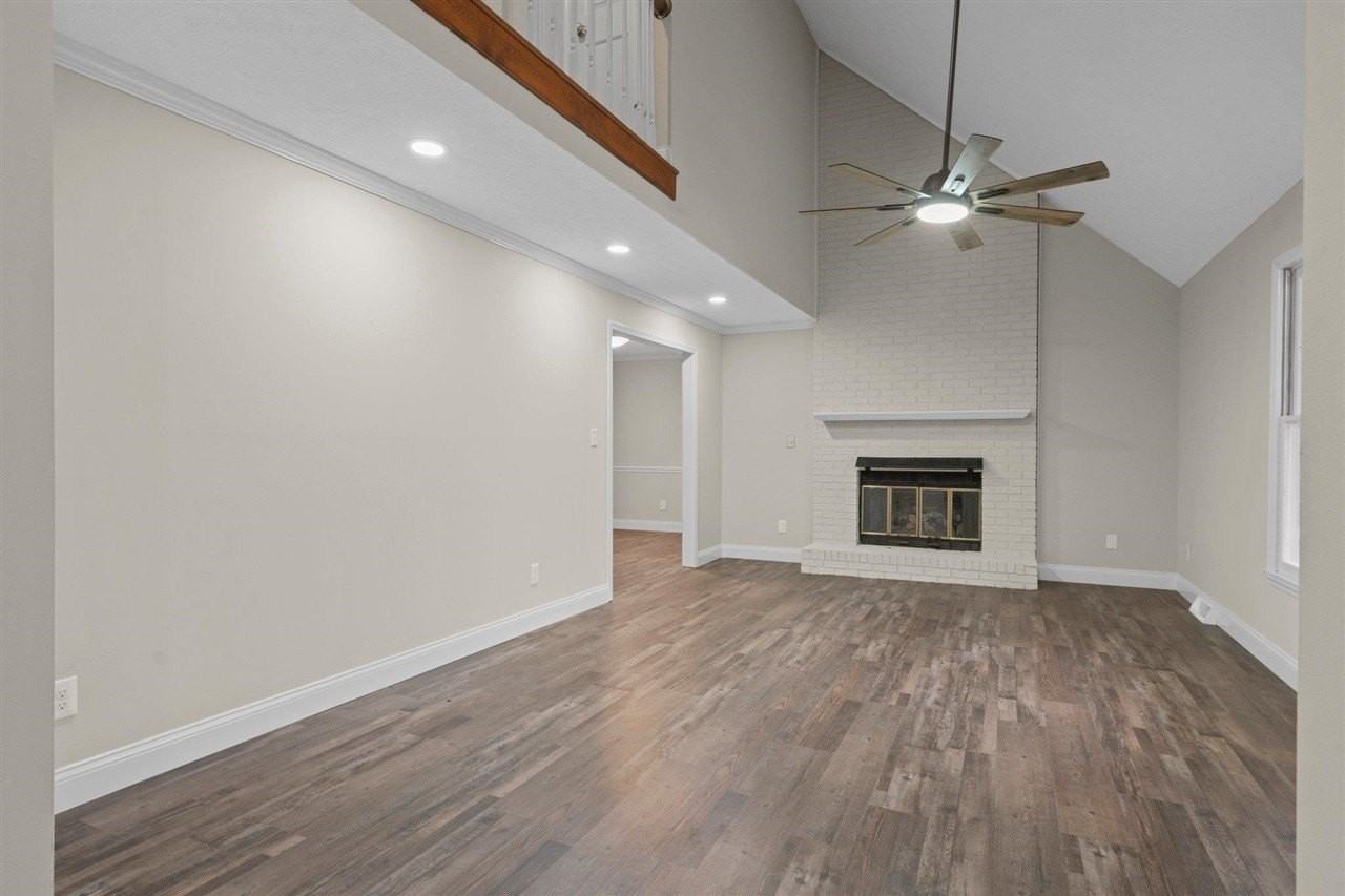 1745 Ewing Ford Rd - Photo 5 of 31