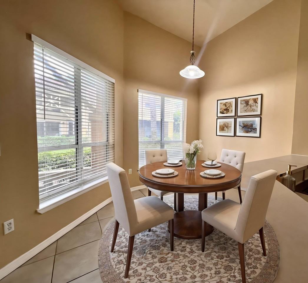 4863 Via Palm Lks #805 - Photo 4 of 48