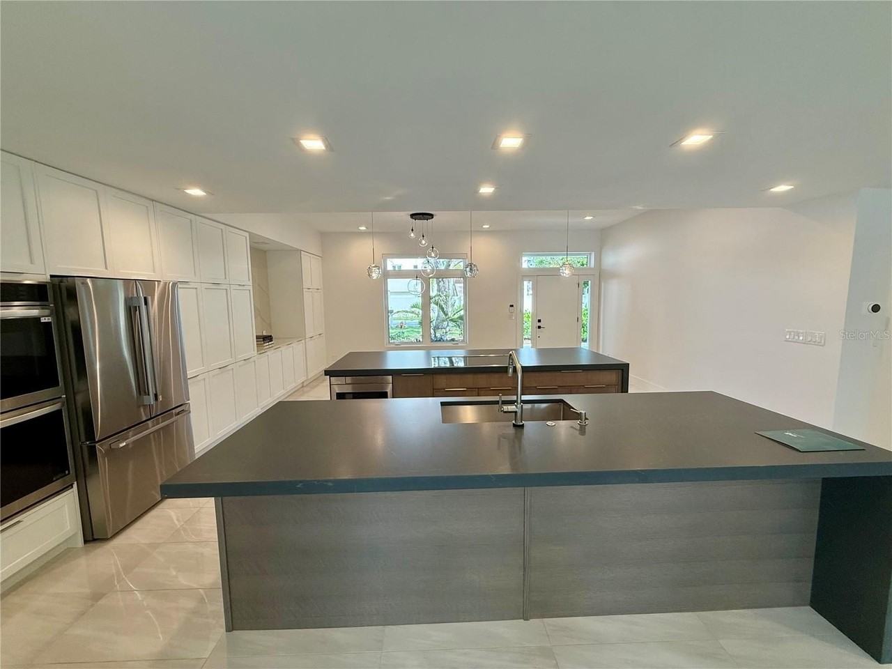 1359 Harbor Dr - Photo 6 of 50