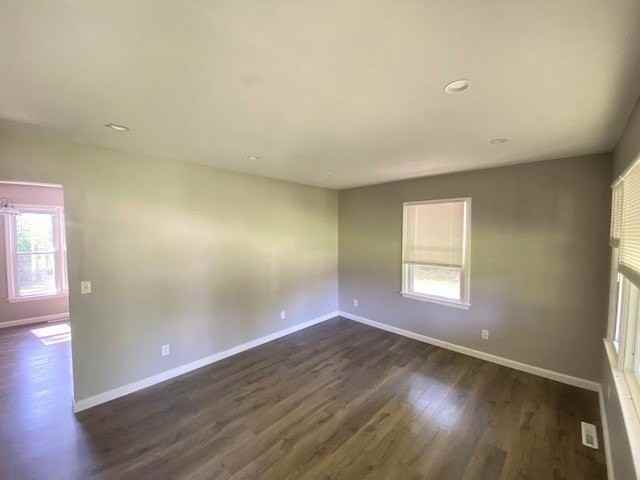 10671 Buggs Island Rd - Photo 7 of 16