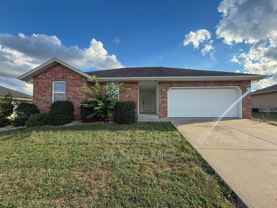 864 W Lorenza Dr - Photo 1 of 1