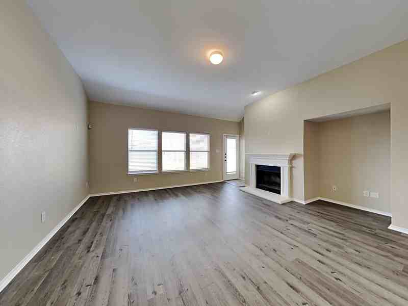 1019 Mule Deer Rd - Photo 2 of 18