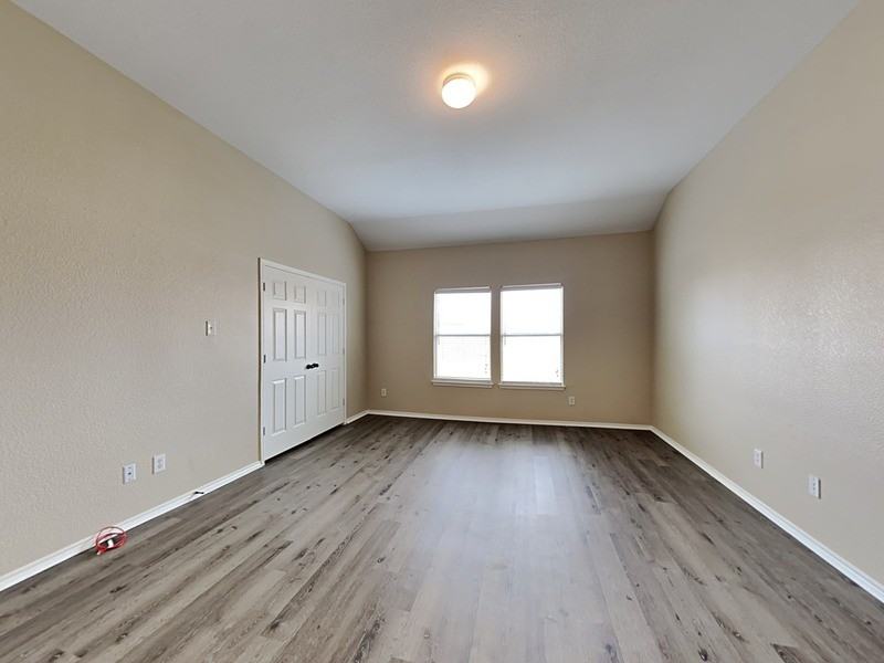 1019 Mule Deer Rd - Photo 5 of 18