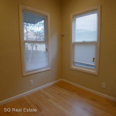 532 25th Street - Photo 3 of 8