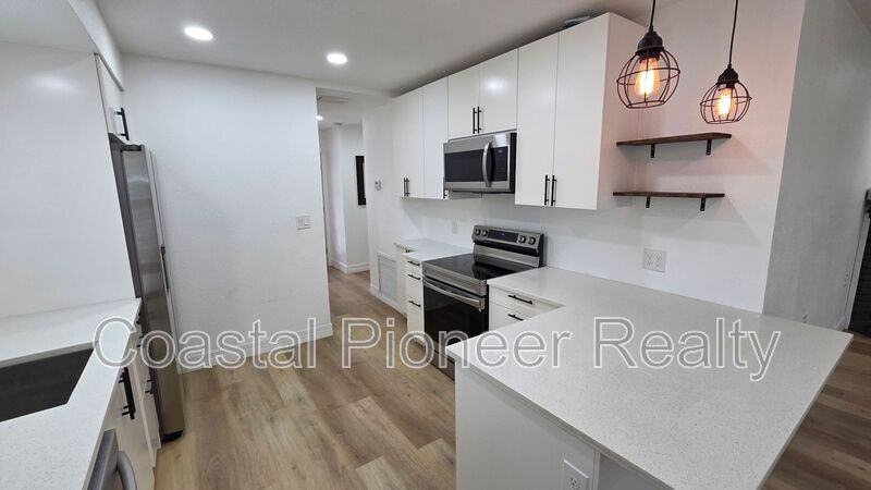 5420 29th Ave S #A - Photo 5 of 26