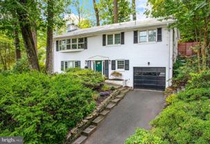 3710 Lorcom Ln - Photo 1 of 1