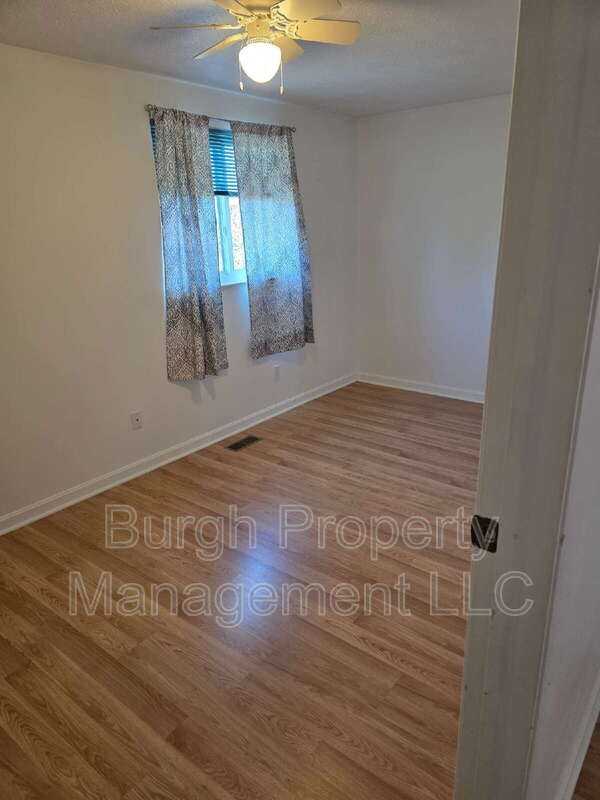 140 Scott Ln - Photo 2 of 18