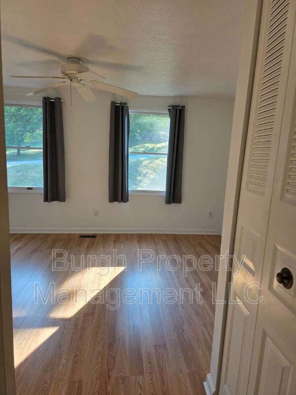 140 Scott Ln - Photo 6 of 18