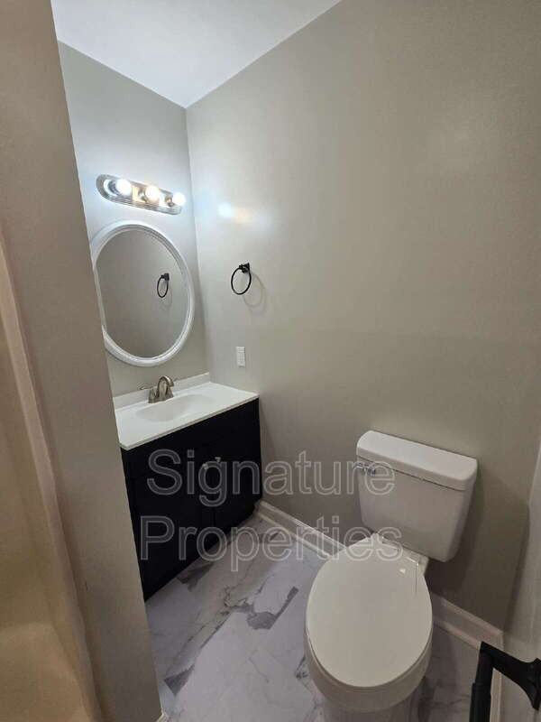 773 Long Point Rd #2