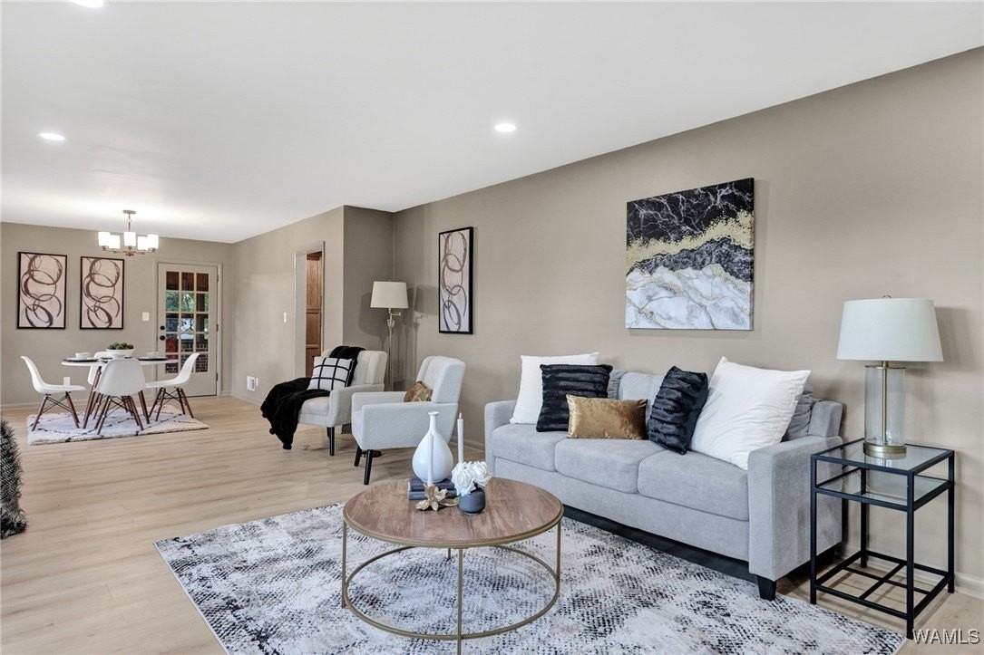 23 Windsor Dr - Photo 7 of 37