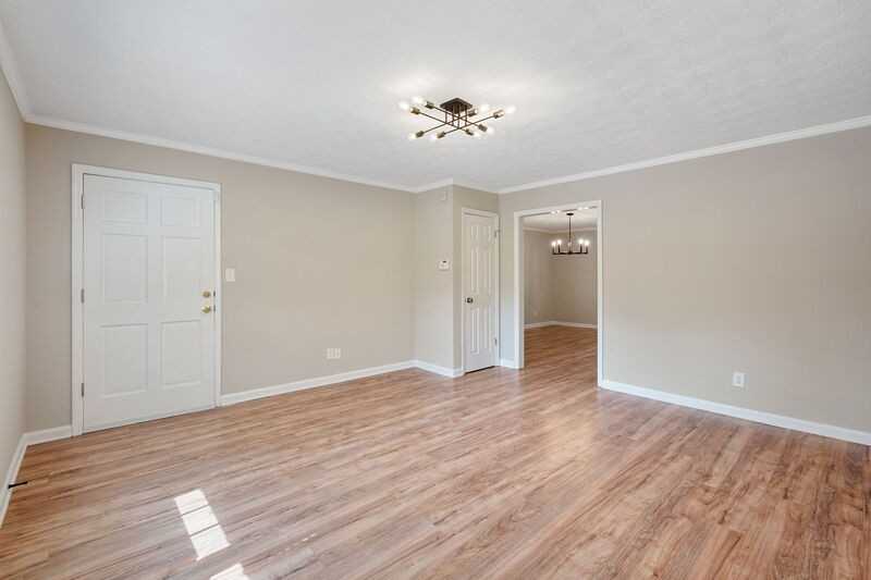 325 Winding River Dr Unit B - Photo 3 of 20