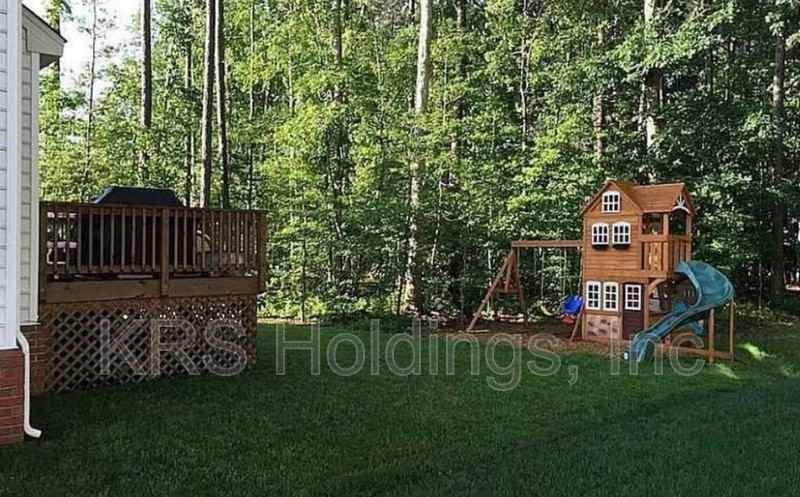 13302 Beacon Hill Way - Photo 3 of 13