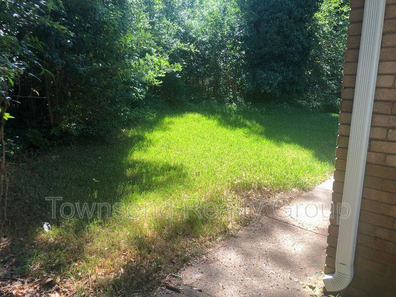 3026 Amity Garden Ct - Photo 3 of 18