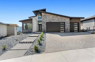 featured image of 2507 Pinnacle Ridge Drive