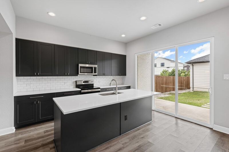 3134 Wayside Ave - Photo 6 of 12