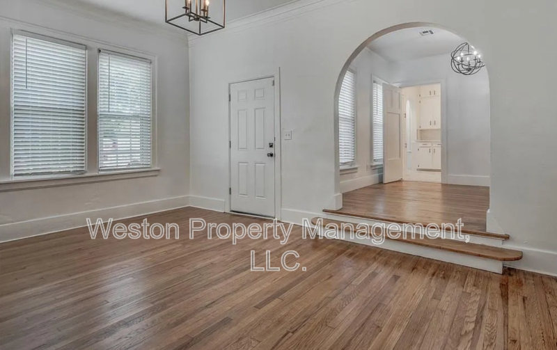 1428 Nw 45th St - Photo 7 of 20