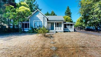 featured image of 420 S Spring St #1