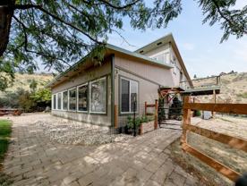 53 Whitehawk Way - Photo 1 of 1