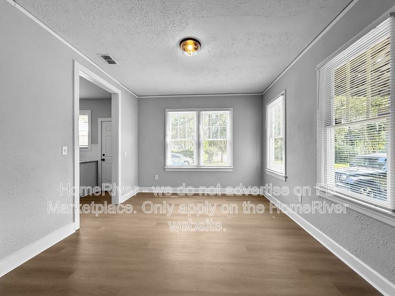 261 W 60th St - Photo 7 of 20