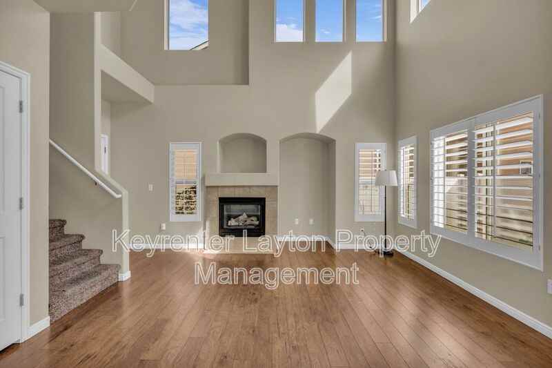 6169 Se - Photo 2 of 27