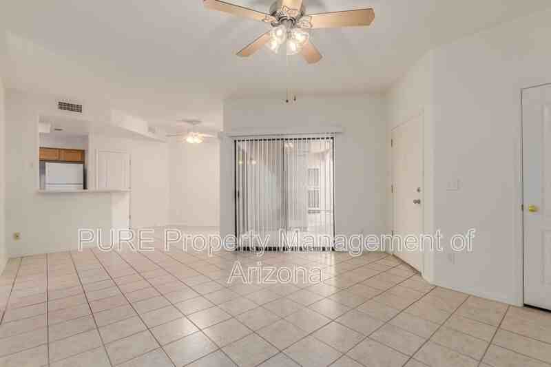 9151 W Greenway Rd - Photo 6 of 32