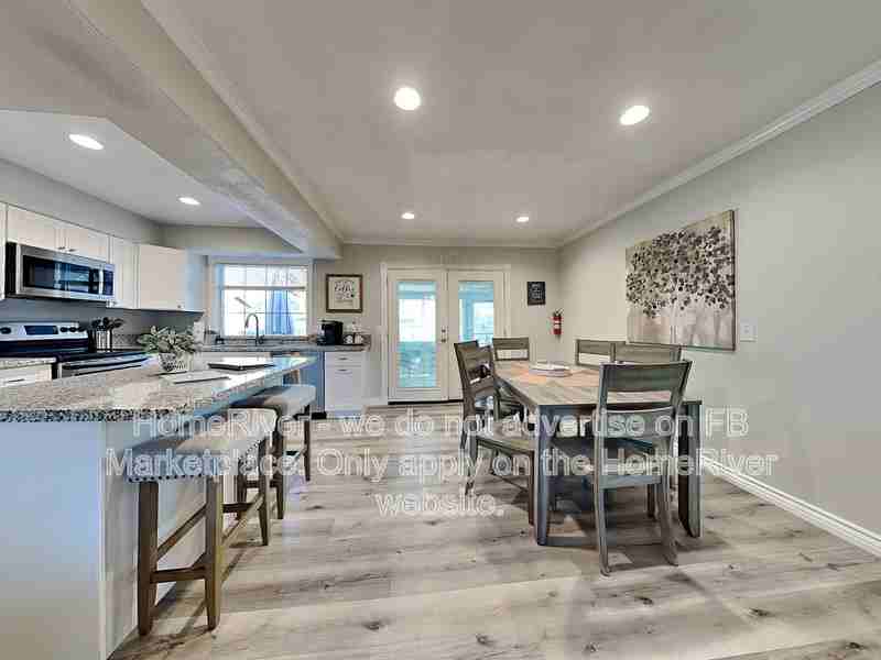 3196 Aztec Drive - Photo 4 of 24