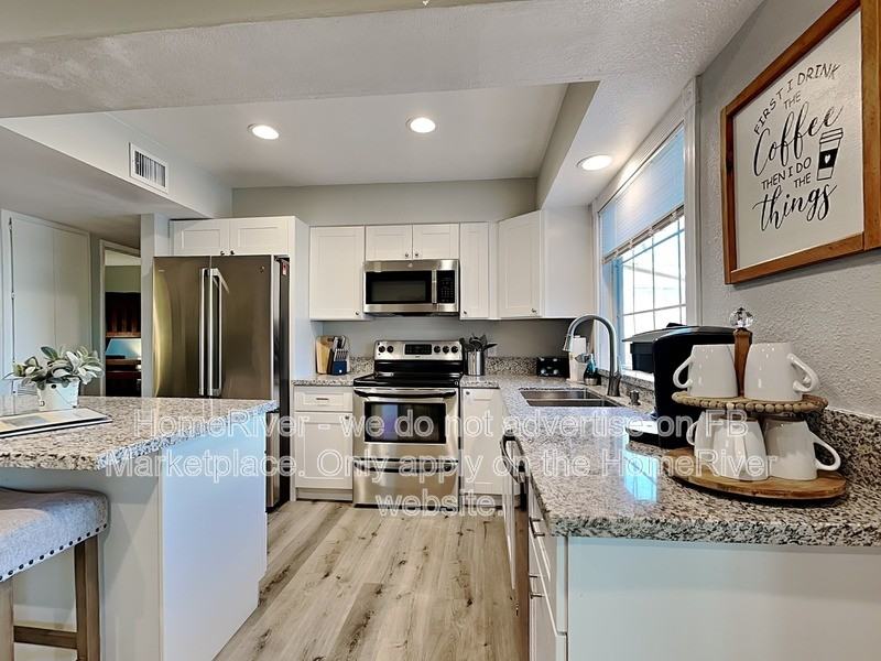 3196 Aztec Drive - Photo 5 of 24