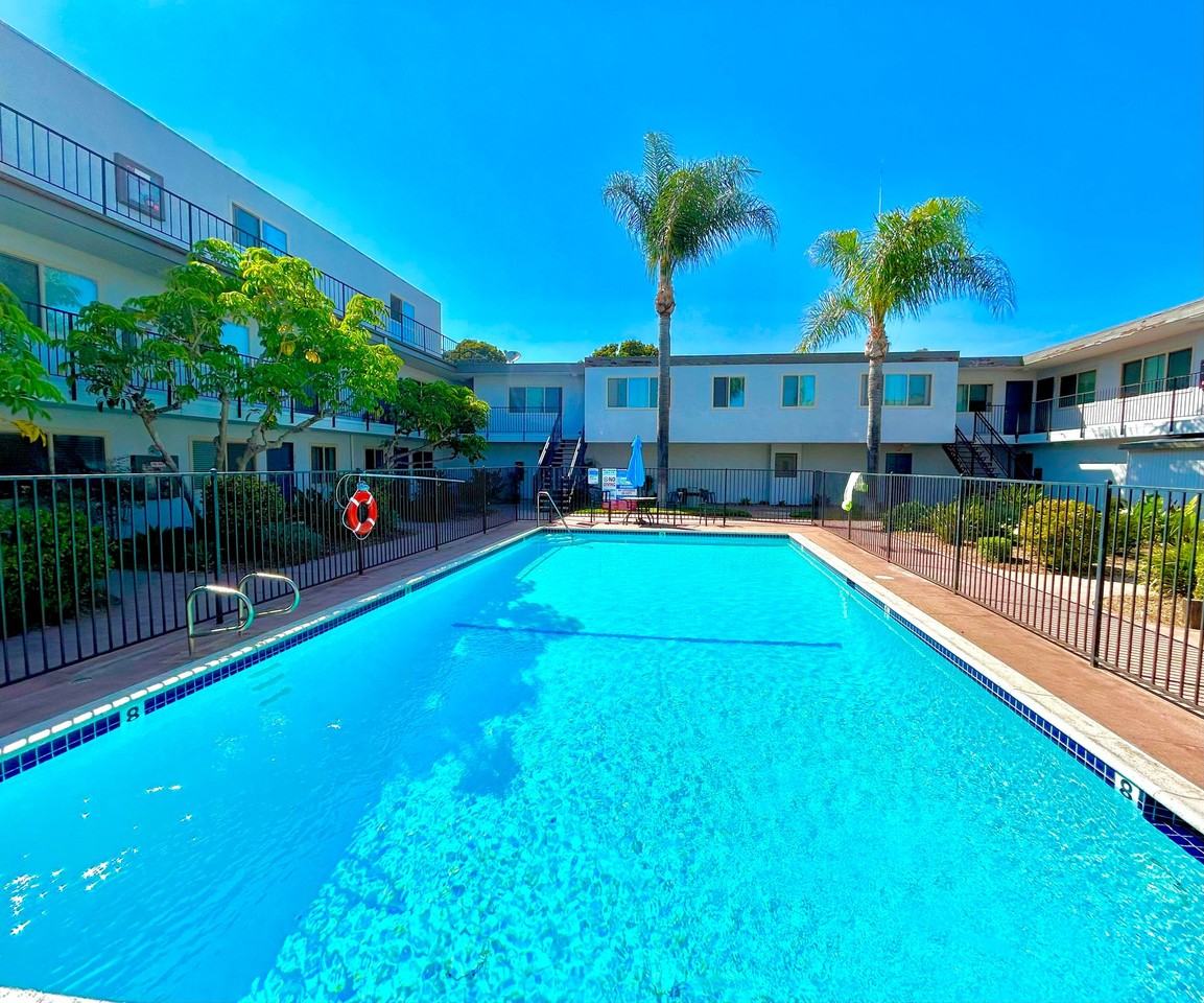 10965-10997 Del Norte Street - Photo 6 of 7