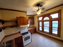 featured image of 42 N 10th St