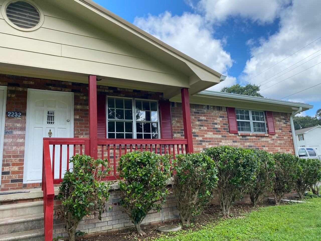 2232 Basswood Pl Se #B - Photo 2 of 10